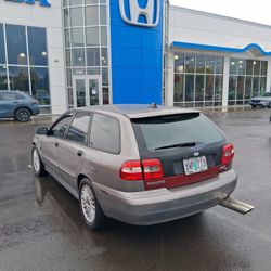 2004 Volvo V40
