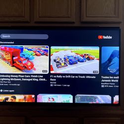 55’ Samsung Smart 4K TV! Has all entertainment apps 