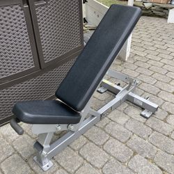 Hammer Strength Commercial Quality Adjustable Bench - Retails For $1699