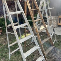 2 Aluminum 1 Wooden Ladders