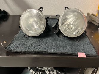 2017 Tacoma fog lights