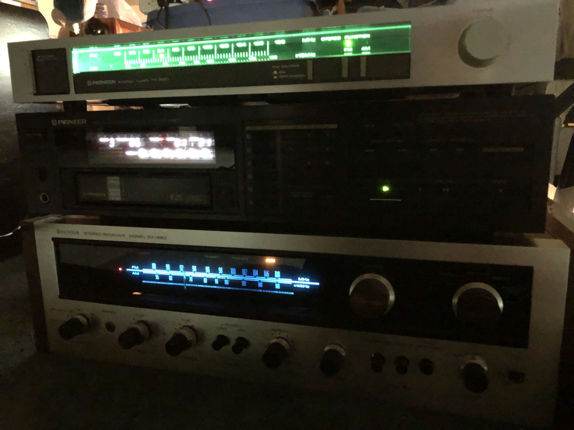 Pioneer SX-990 & Onkyo Speakers