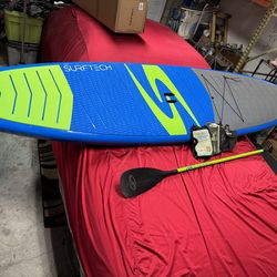 Surf tech paddle board with accessories