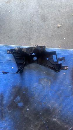 BMW e90 vapor canister holder
