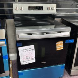 Stove Stainless Steel New With Air Fryer New Open Box 