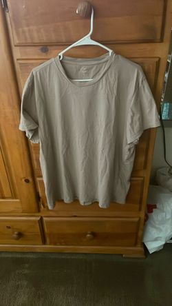 Beige T-shirt Size XXL