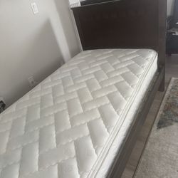 Twin Size bed With Mattress (Pillow Top)