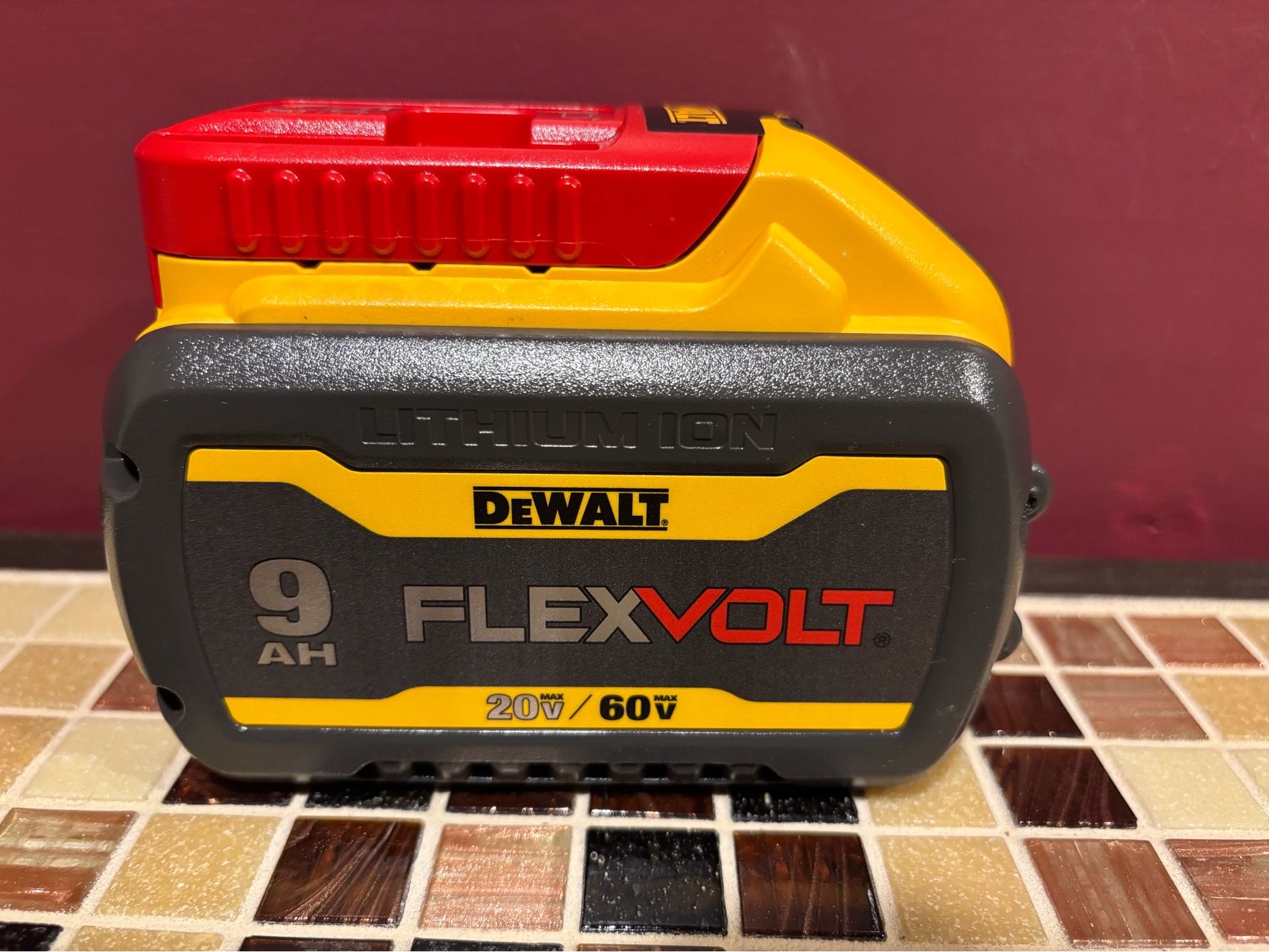 Dewalt Flexvolt 9AH battery