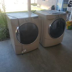 Washer And Drier  Kenmore