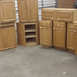 Kitchen Cabinets 
