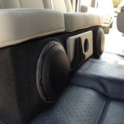 Sound system for cars and trucks. FINANCING AVAILABLE NO CREDIT CHECK si español
