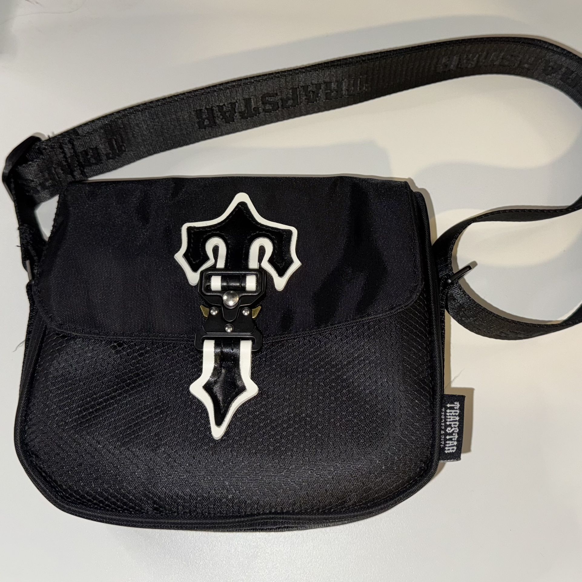Trapstar Irongate T Crossbody Bag