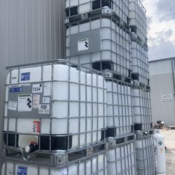 160 GALLON TOTES For Sale