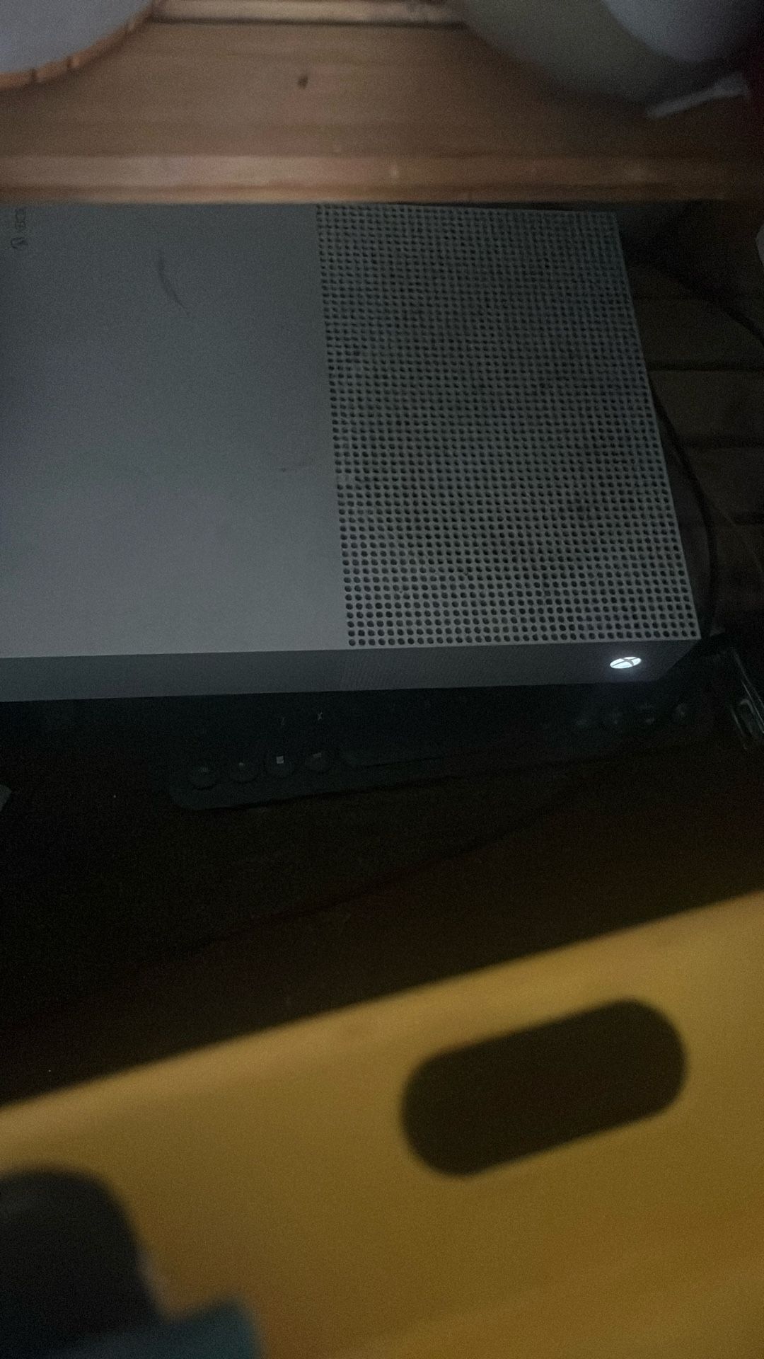 Xbox One S 
