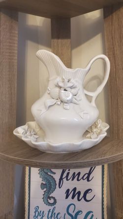 Pitcher (Beach Style)