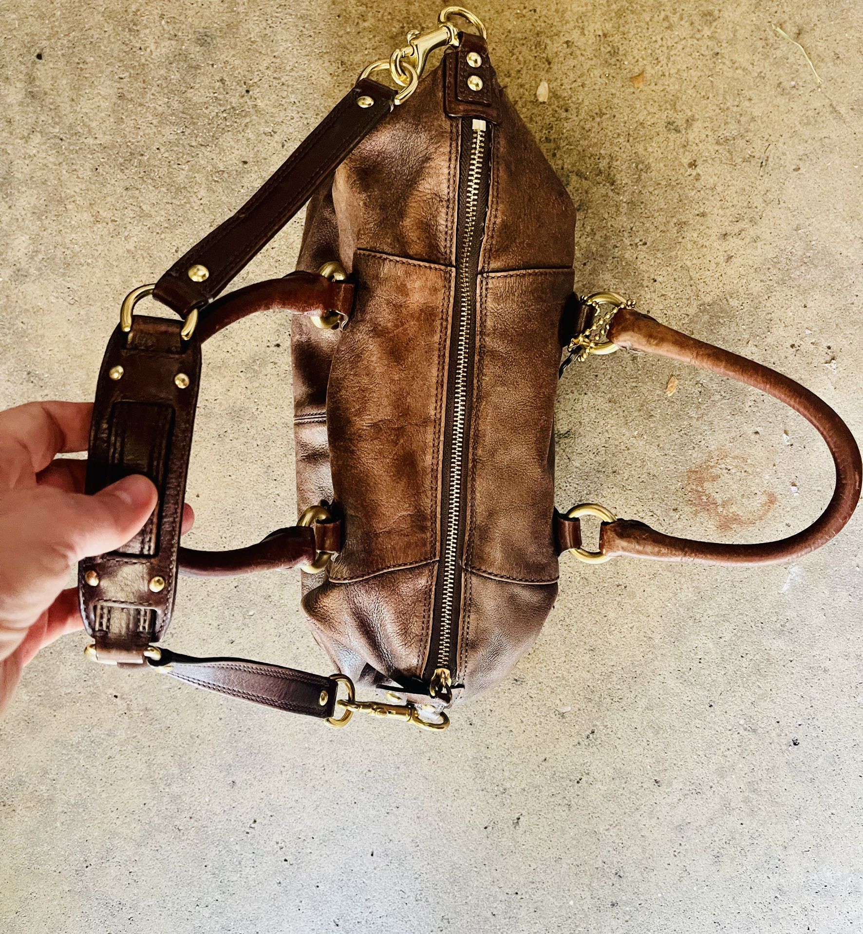 Soft Leather Brown Coach Purse/bag