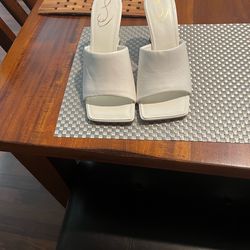 Women’s White Sam Edelman dress slip on sandals size 9