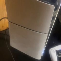 PS5 With Disc Port And Controller 