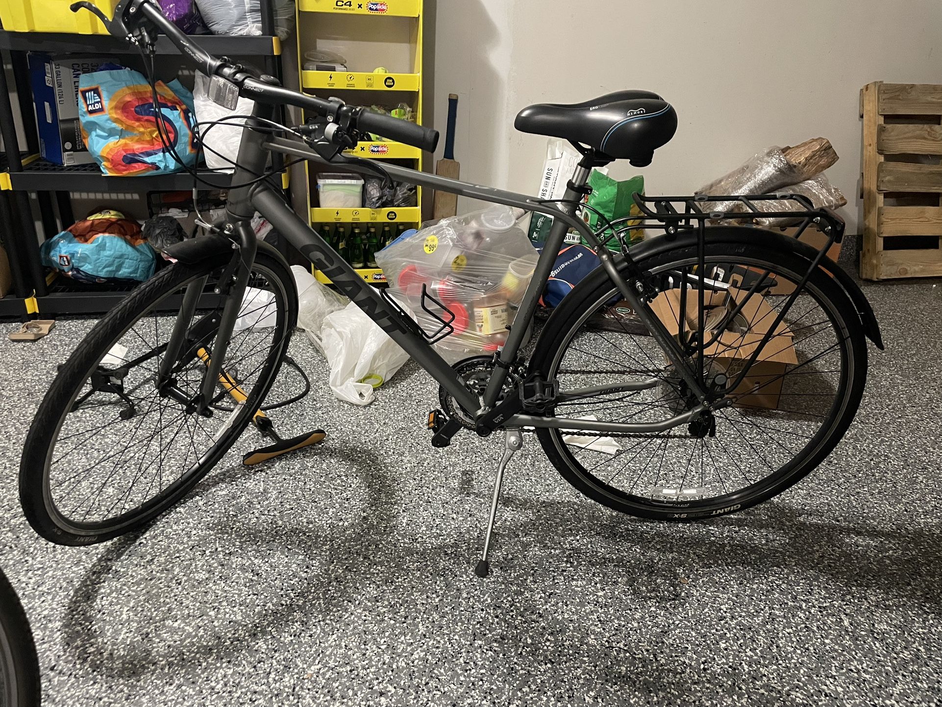 Giant Escape Bike
