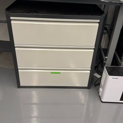 Industrial 3 Drawers Cabinets 