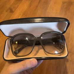 Woman’s Coach Olive, Dark Torte Signature Sunglasses Shipping Available