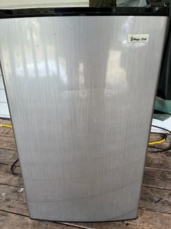 Magic Chef Mini Fridge