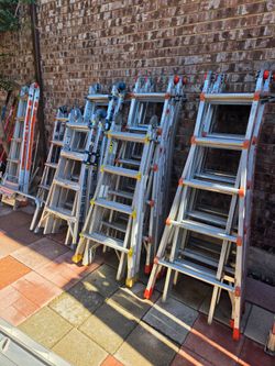 Escaleras Multi-Positión (22ft y 17ft desde $125 asta $185 la gorilla 22ft, (Little Giant 22ft $165)