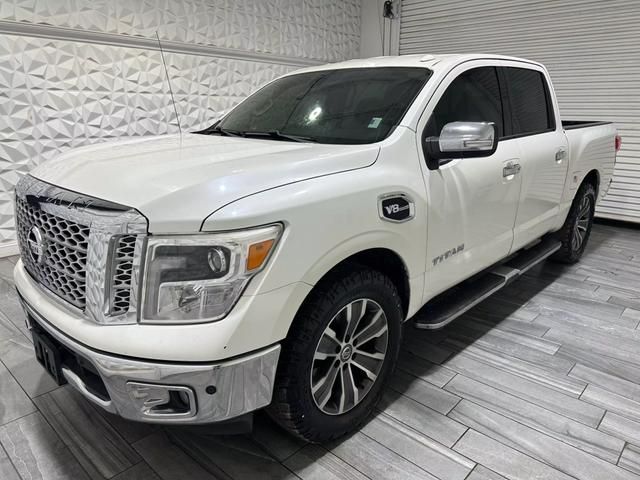 2017 Nissan Titan Crew Cab
