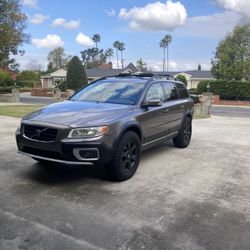 2009 Volvo XC70 3.2 Custom Built Lifted Overland Wagon