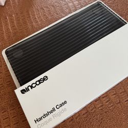 MacBook Pro 14” Hard Case 