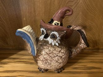 Witchy Owl Tea Pot