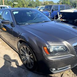 2014 Chrysler 300 sport 