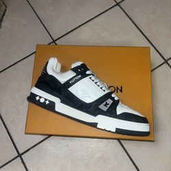 LV Trainers Shoes $220