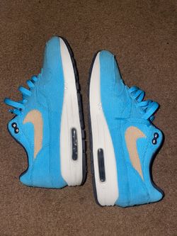Size 8 Mens Air Maxs. Clean Corduroy Colorway.