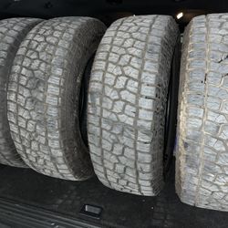 Tires 18 A/T