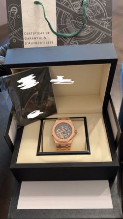 Luxury automatic watch