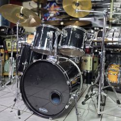 Pearl Export Complete Drum Set !!! $420 Or Best Offer !!