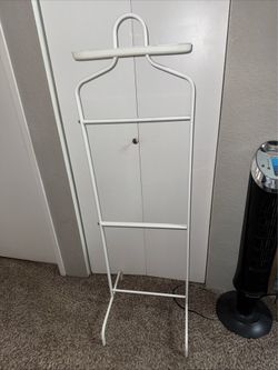 60s Wardrobe Men's Butler Silent Butler Coat Rack