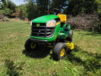 John Deere E110 - like brand new!