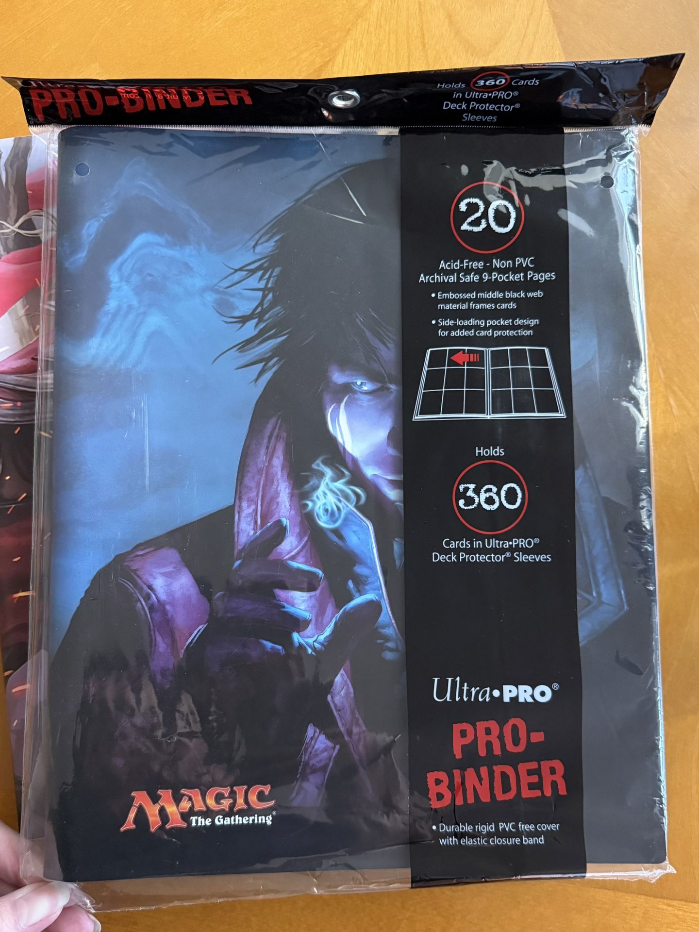 🎁 NEW/SEALED - Magic The Gathering PRO Binder - Shadows Over Innistrad (360 Card Capacity)