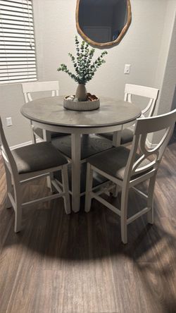 Round Counter Height Dining Table Set with 4 Chairs