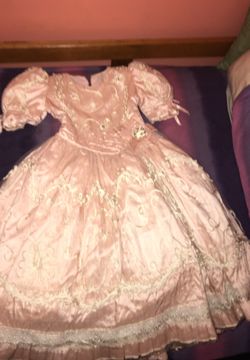 Girls dress