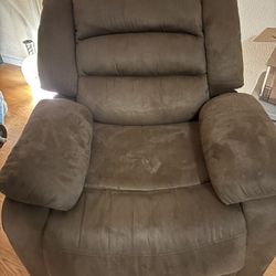 Massaging Recliner