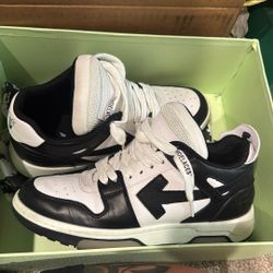 Black And White Low Top OFF WHITE