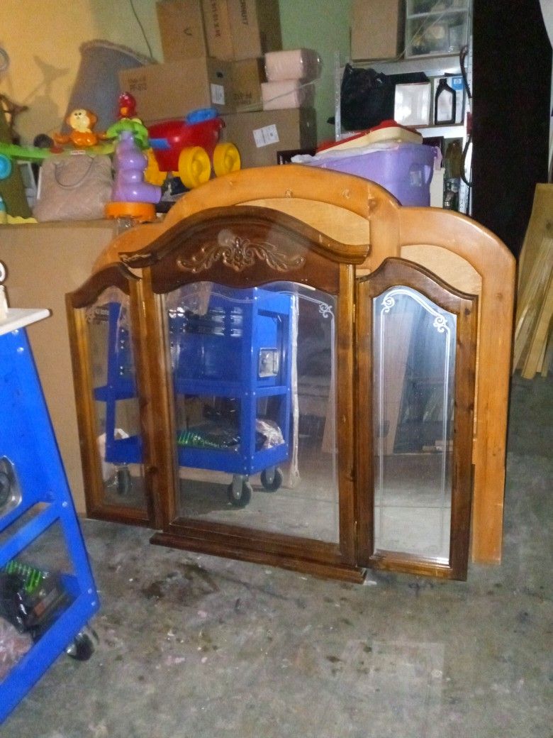 45x40 Foldable Mirror