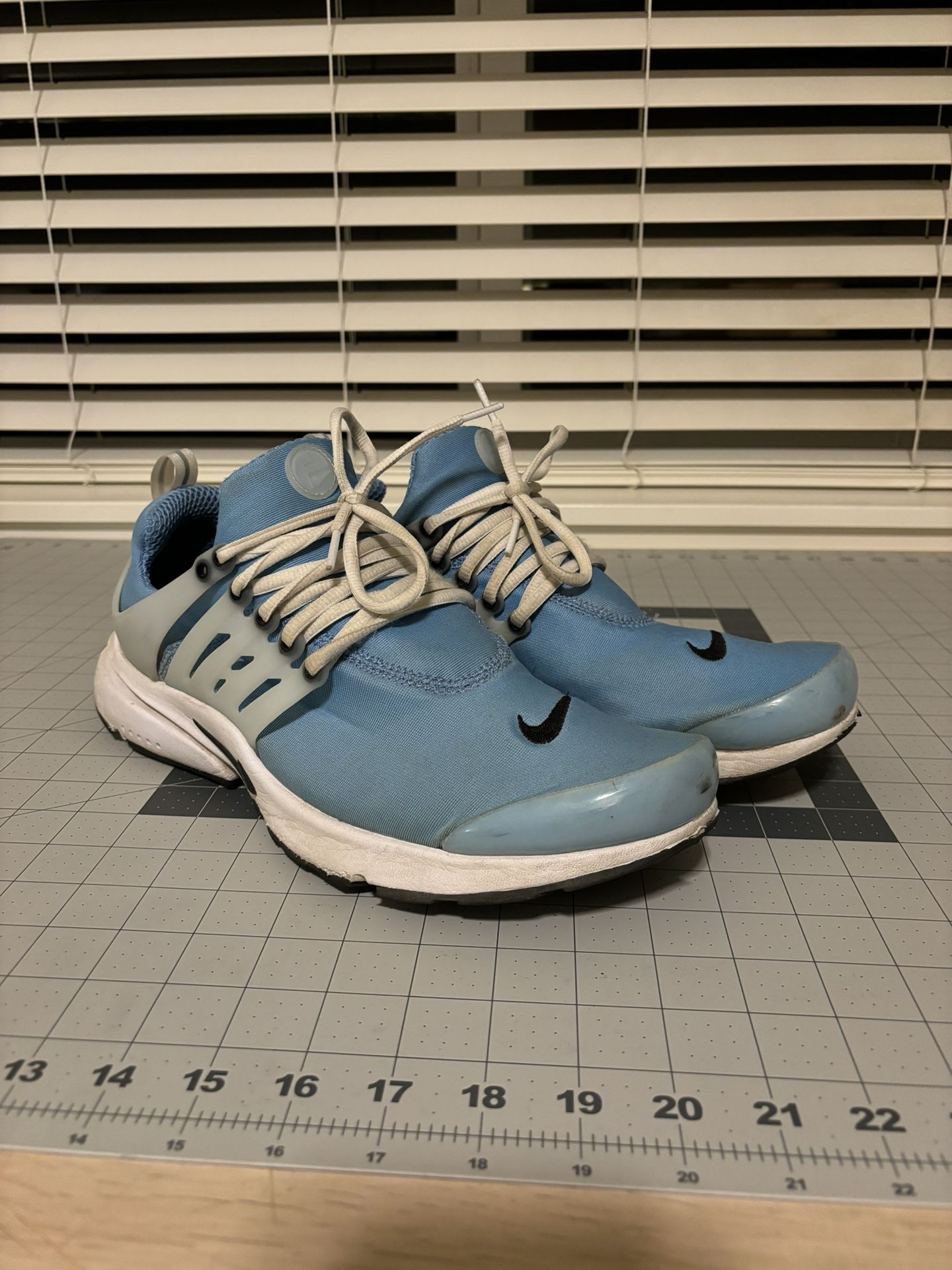 UNC Nike Prestos