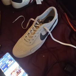 $40 Nike SB Heritage Vulc Size12