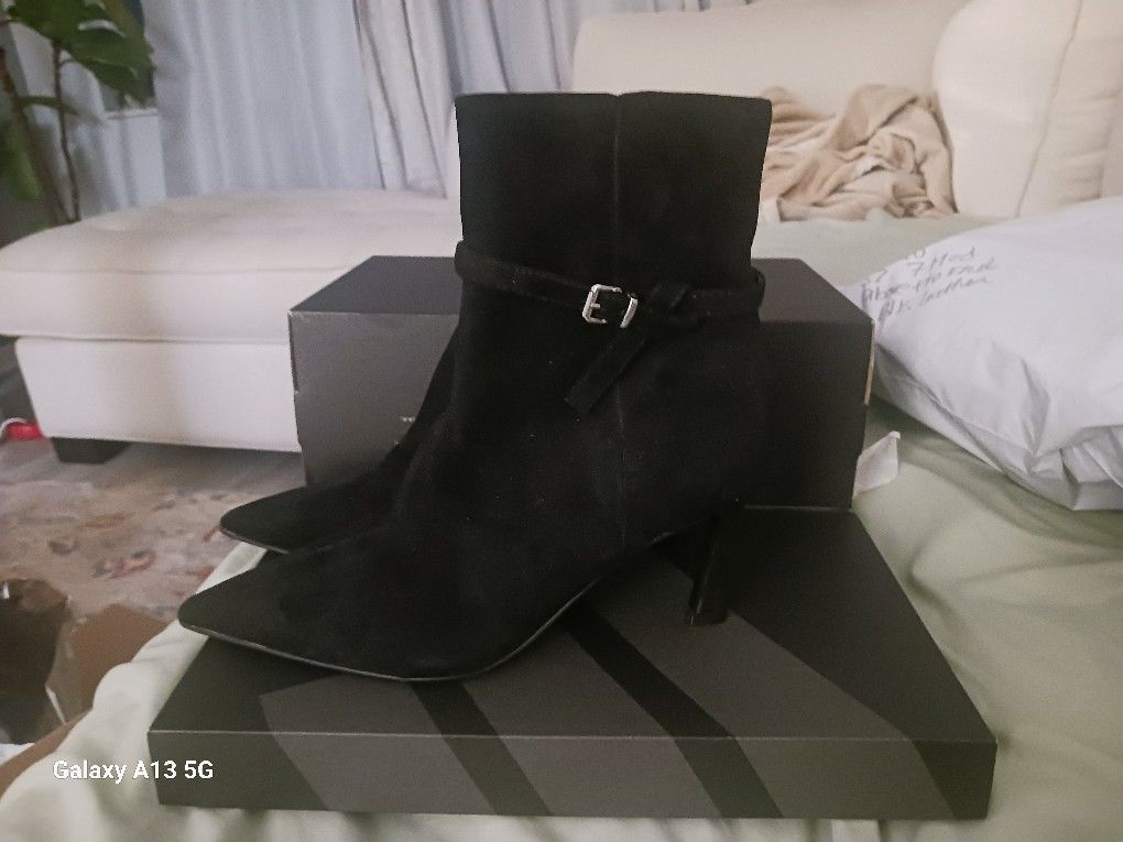 Womens Size 7.5 Steve Madden Ankle Boots