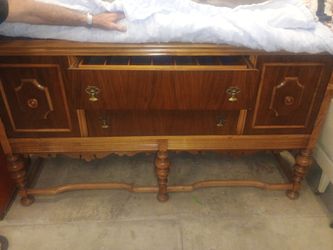 Dining room piece