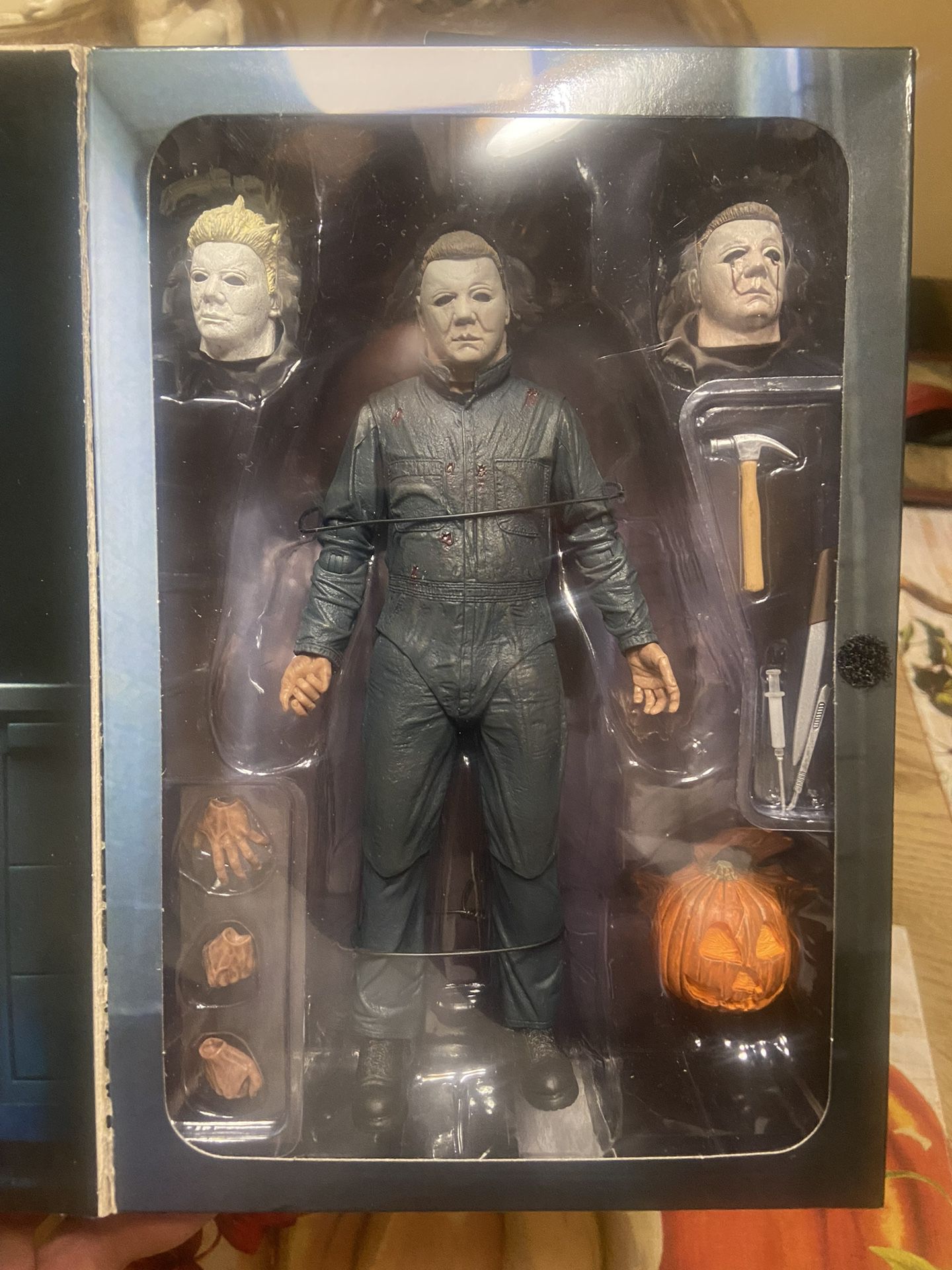 Halloween 2 Ultimate Michael Myers 7-Inch Scale